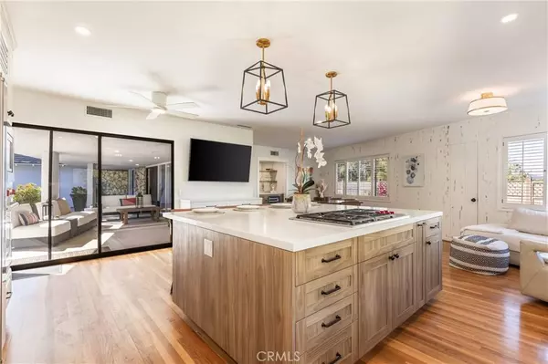 727 Waldorf RD, La Canada Flintridge, CA 91011