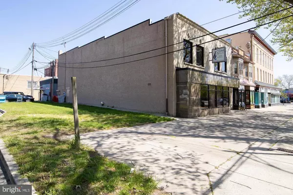 9 N 6TH ST, Vineland, NJ 08360