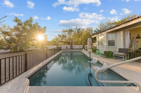 2105 W YUCCA Drive, Wickenburg, AZ 85390