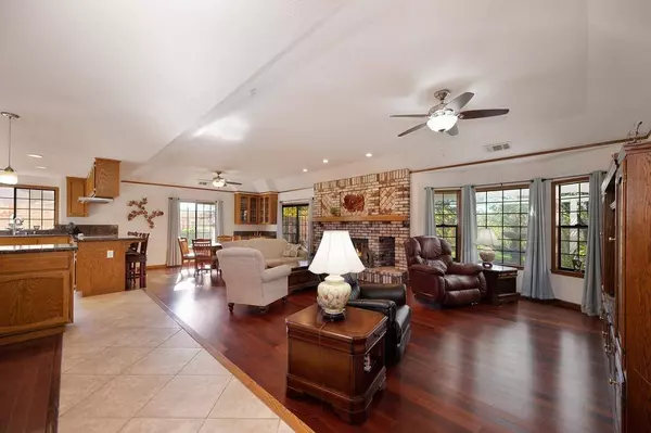 1526 Meadowlark WAY, Roseville, CA 95661