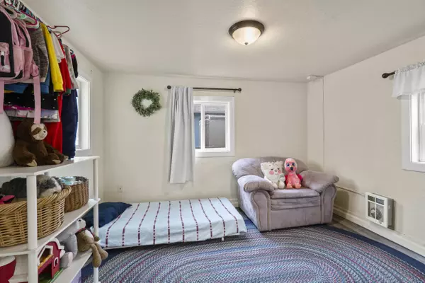 48 Myers CT, Medford, OR 97501