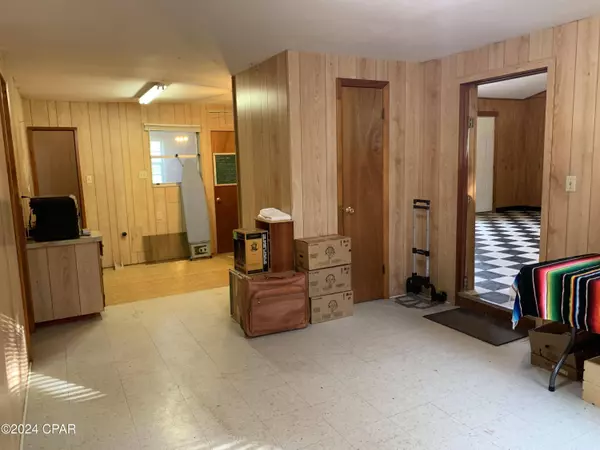 13803 SW SW CR 275, Blountstown, FL 32424