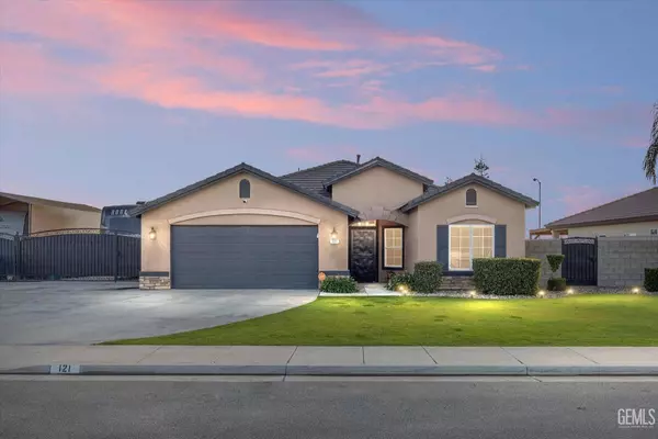 121 Woodlands Meadow Court, Bakersfield, CA 93308