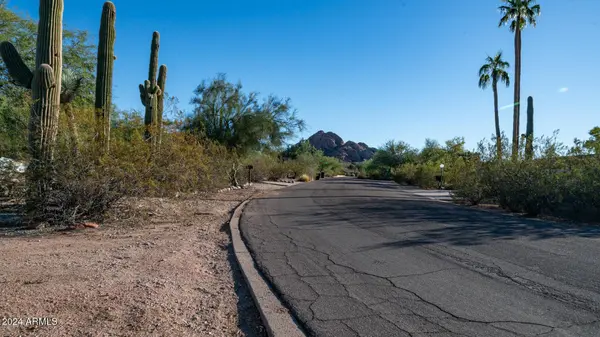 2823 N 58TH Street, Scottsdale, AZ 85257