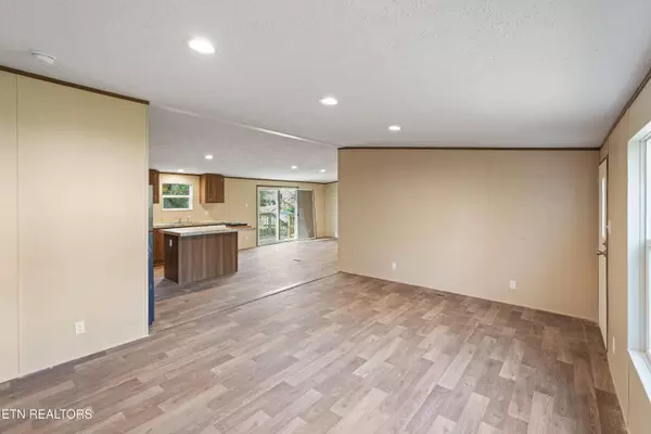 2636 Nichols Ave, Knoxville, TN 37917