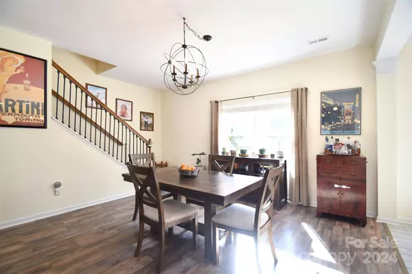 114 Clacton CT, Mooresville, NC 28117