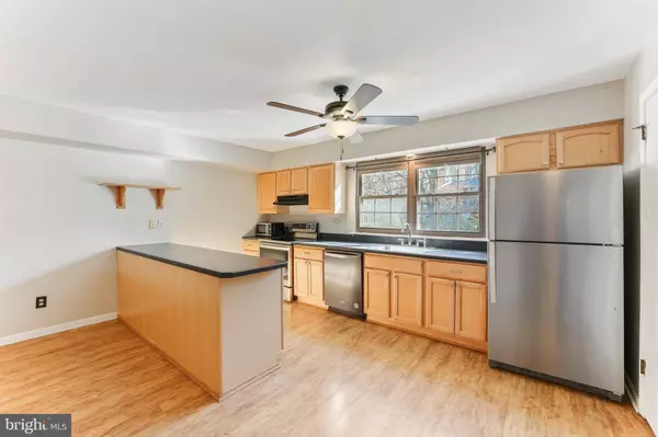 522 COVENTRY LN, West Chester, PA 19382