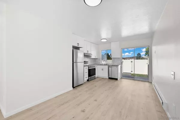 8717 Wahl St, Santee, CA 92071