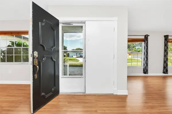 656 CORTEZ CIR, Altamonte Springs, FL 32714