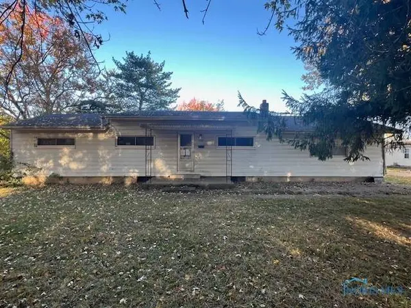 110 Chester ST, Napoleon, OH 43545