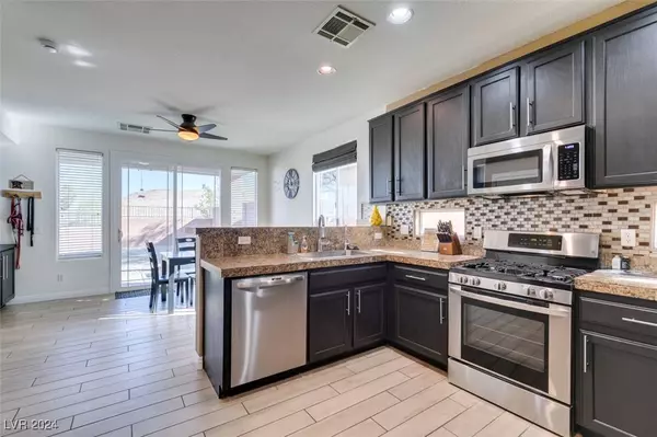 11202 Star Lily Street, Las Vegas, NV 89141