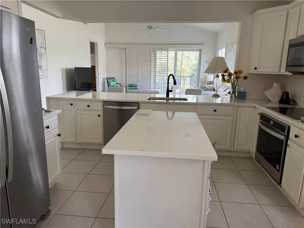 10181 Bellavista CIR #404, Miromar Lakes, FL 33913