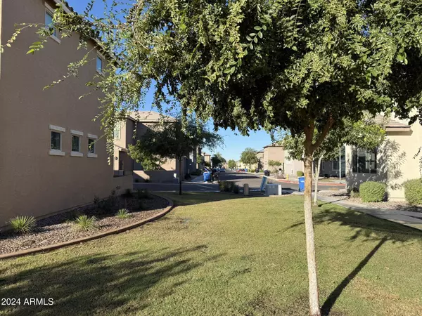 7313 S 17TH Drive, Phoenix, AZ 85041