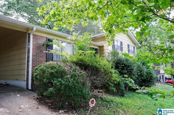 433 15TH LANE NW, Center Point, AL 35215