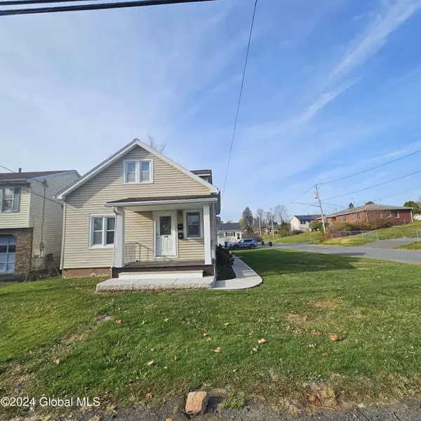 138 Russell Road, Albany, NY 12203