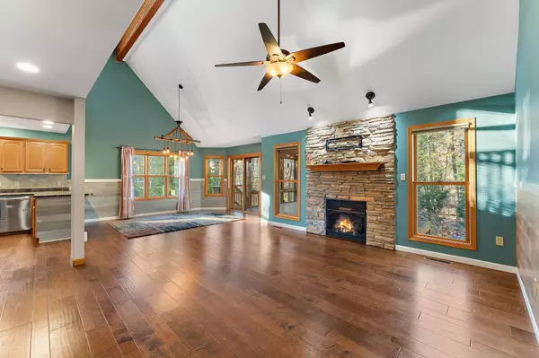 462 Lost Tree DR, Chesterton, IN 46304