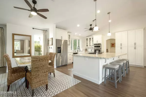 5316 E OSBORN Road, Phoenix, AZ 85018