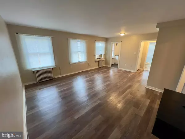 903 S FREDERICK ST #6, Arlington, VA 22204