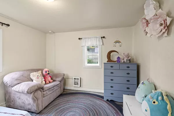 48 Myers CT, Medford, OR 97501