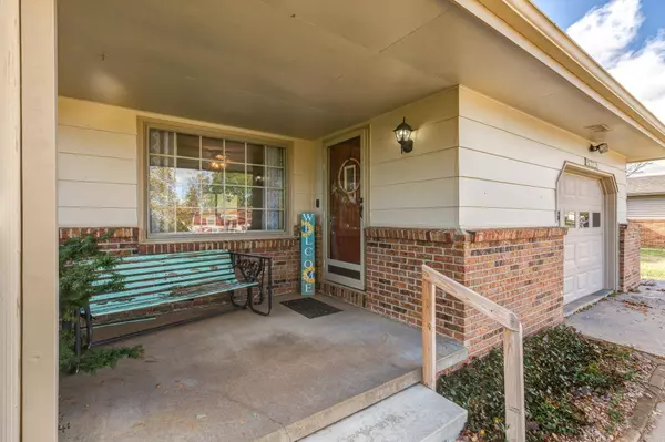 1224 E Minneapolis Ave, Salina, KS 67401