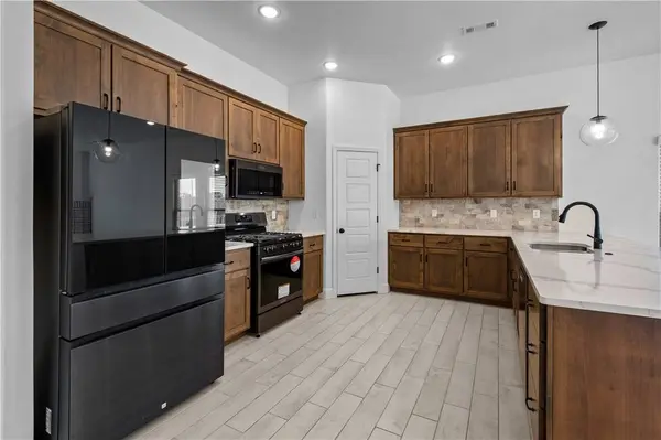 1341 Ari Ave, Centerton, AR 72719
