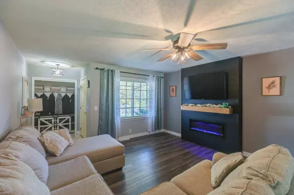 1224 E Minneapolis Ave, Salina, KS 67401