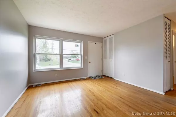 1207 Summitt DR, Hillview, KY 40299