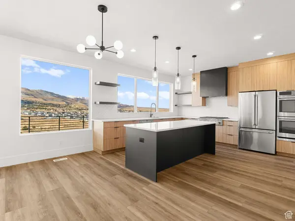 7314 W SUMMIT CREST CIR #131, Herriman, UT 84096