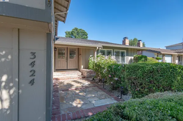 3424 Touriga Dr, Pleasanton, CA 94566
