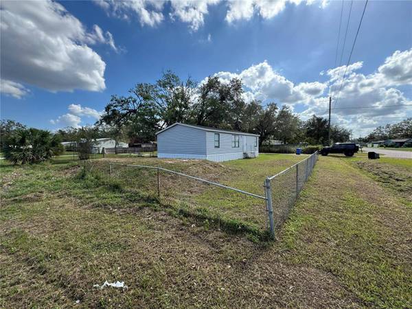 5006 PALM DR, Tampa, FL 33619