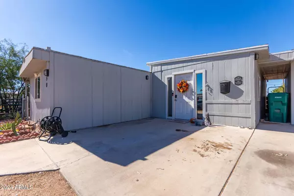 650 S 97TH Way, Mesa, AZ 85208