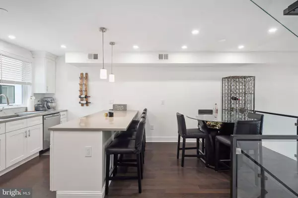 1315 S CAPITOL STREET, Philadelphia, PA 19146