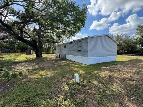 5006 PALM DR, Tampa, FL 33619