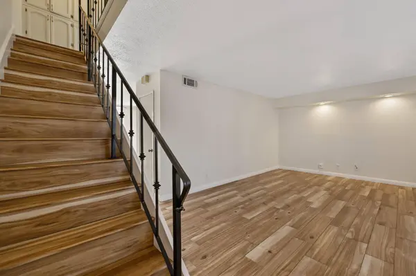 865 Greenfield Avenue, Hanford, CA 93230