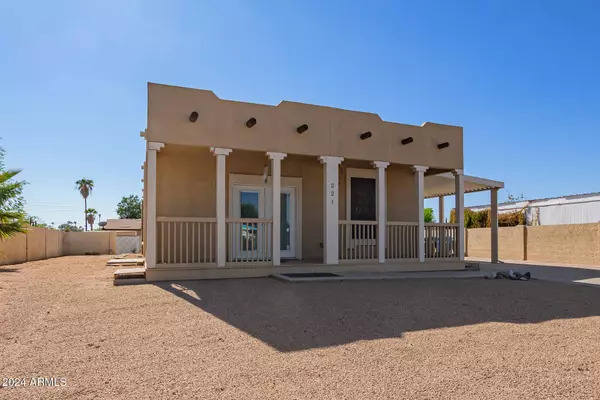 221 E MICHELLE Drive, Phoenix, AZ 85022