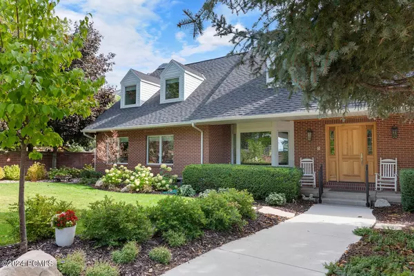 2508 E Murray Holladay Rd, Holladay, UT 84117