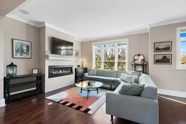 429 N 2nd ST, Geneva, IL 60134