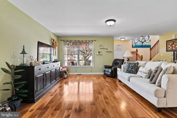 464 CHESTNUT WAY, New Cumberland, PA 17070