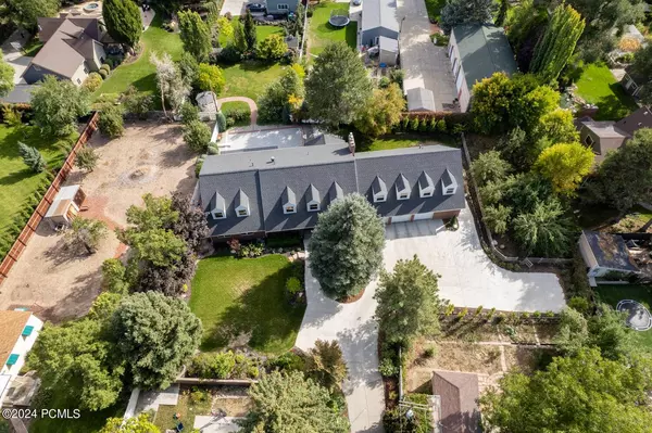 2508 E Murray Holladay Rd, Holladay, UT 84117