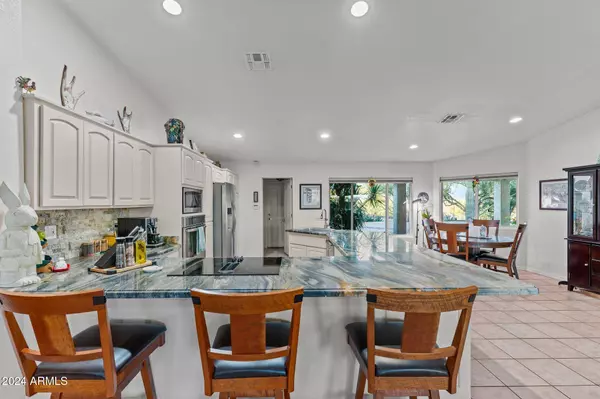 2105 W YUCCA Drive, Wickenburg, AZ 85390