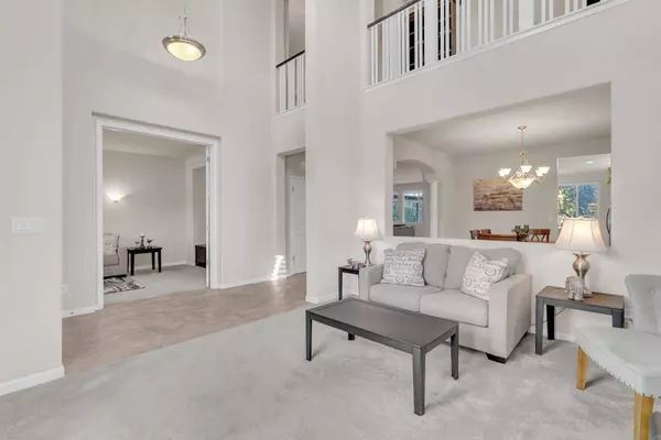 10844 E Swift Avenue, Clovis, CA 93619