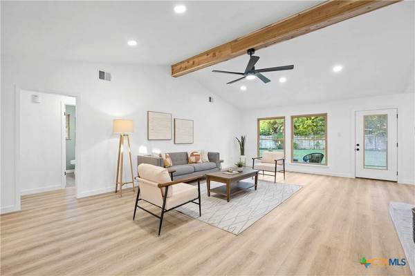 1601 Oakridge DR, Round Rock, TX 78681