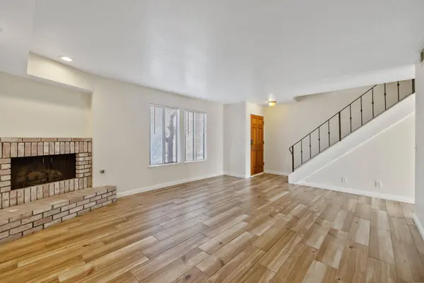 865 Greenfield Avenue, Hanford, CA 93230