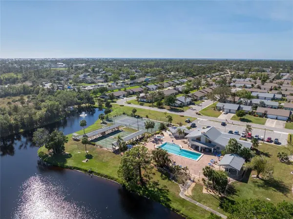 517 FOXWOOD BLVD, Englewood, FL 34223