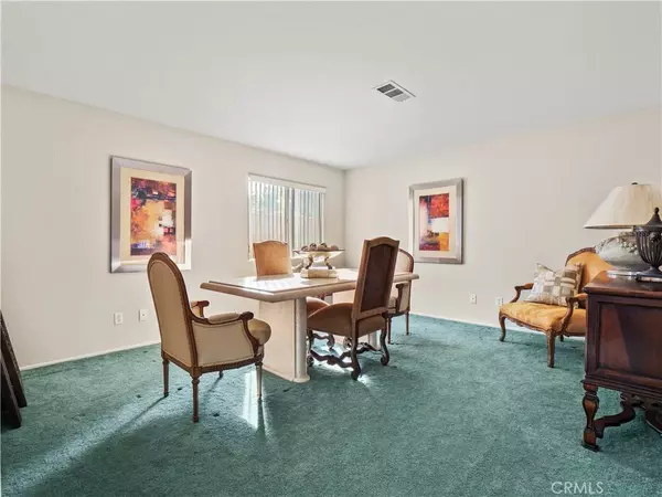 28632 Black Oak LN, Castaic, CA 91384