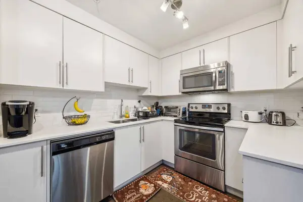 302 Skyview Ranch DR NE #2206, Calgary, AB T3N 0P5