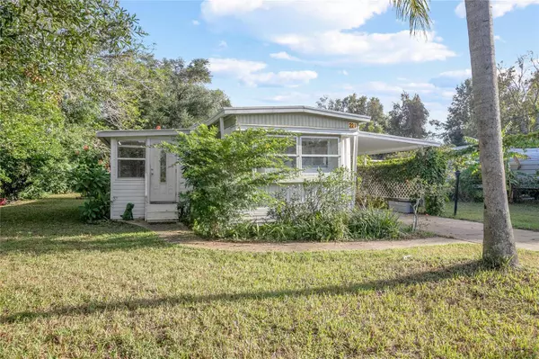 221 EVERGREEN TER, Deland, FL 32724