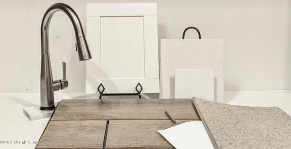 6978 MIRAGE ST, Jacksonville, FL 32244