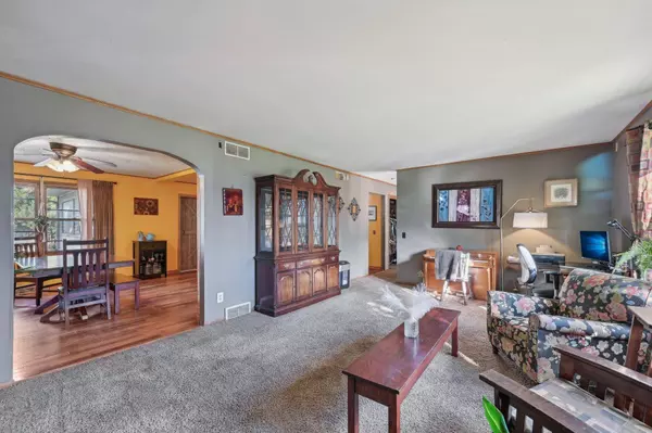 5574 Riveredge Road, Waunakee, WI 53597