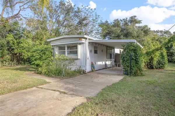 221 EVERGREEN TER, Deland, FL 32724
